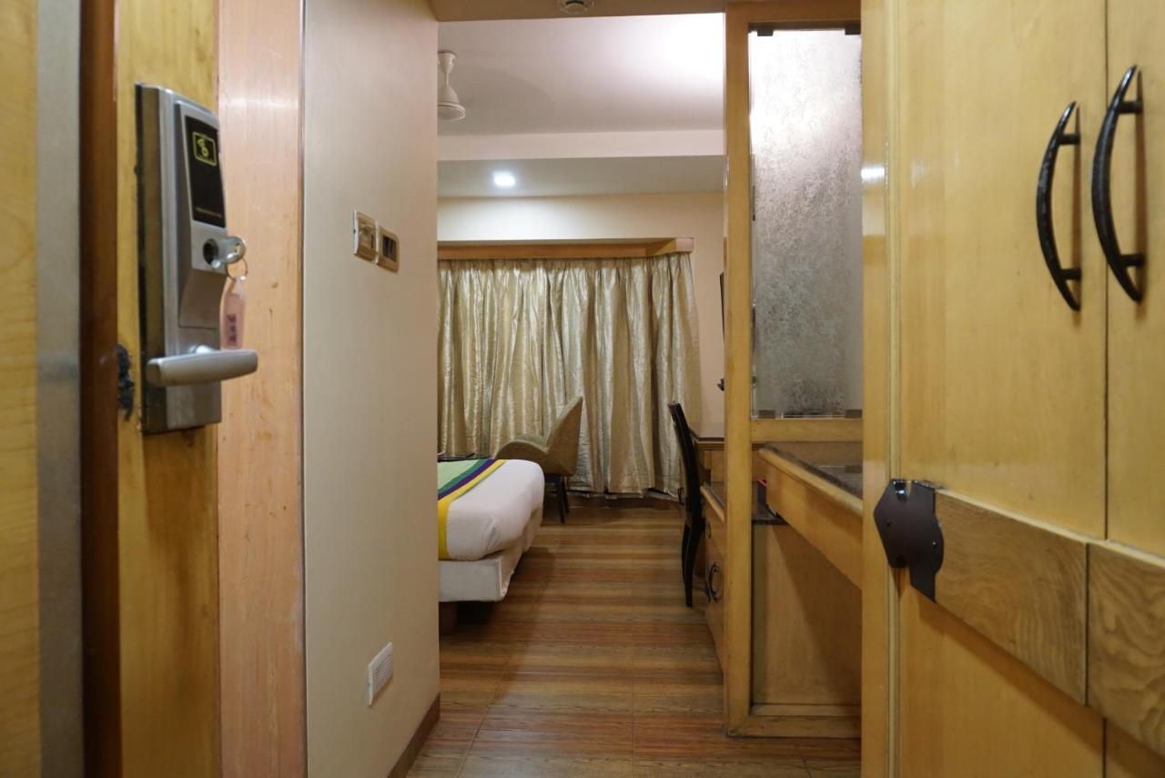 Deccan 8 Pune Extérieur photo